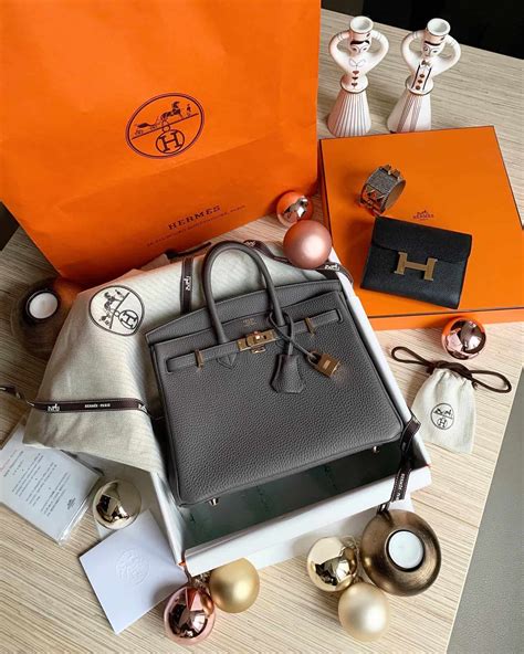 unboxing Hermes bag